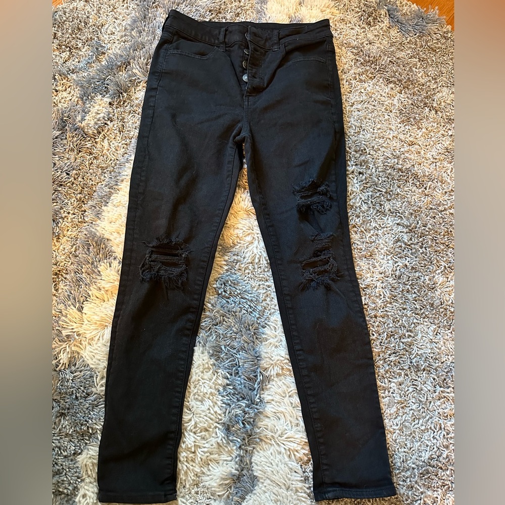 American Eagle Size 8 Short Super Hi Rise & Stretchy Black Distressed Jeans